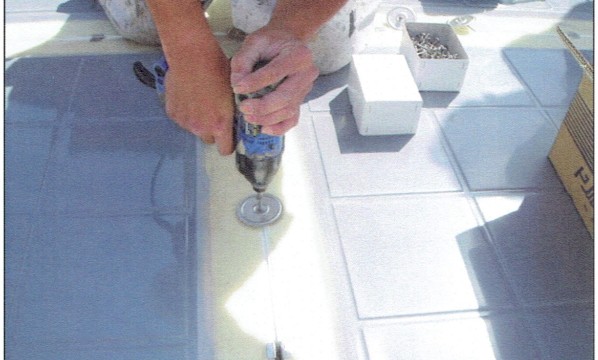 フルパネルアンカー固定 フルパネルアンカー固定