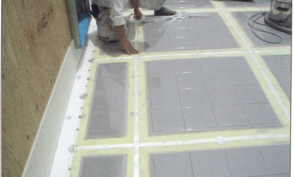 テクノパネルジョイント目地部のガラスクロステープ貼り テクノパネルジョイント目地部のガラスクロステープ貼り