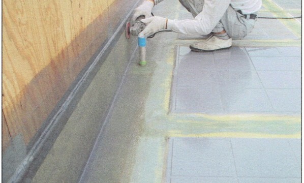 立面の仕上げ前研磨処理 立面の仕上げ前研磨処理