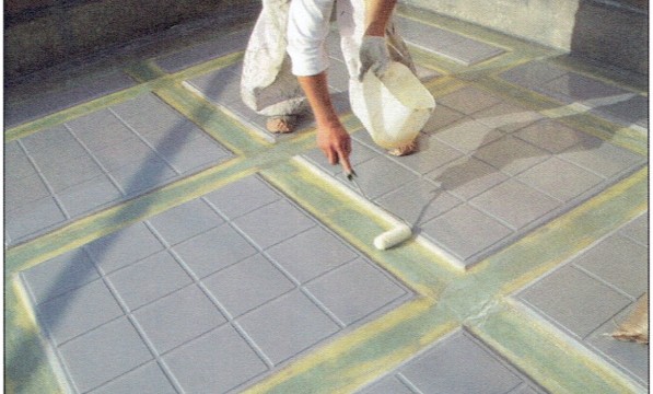 テクノパネル溝部のERボンド塗布 テクノパネル溝部のERボンド塗布