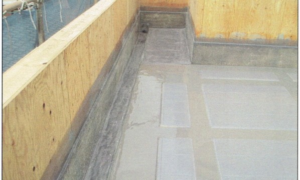 ウレタン1回目塗布完了 ウレタン1回目塗布完了