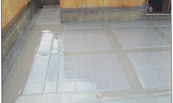 ウレタン2回目塗布完了 ウレタン2回目塗布完了